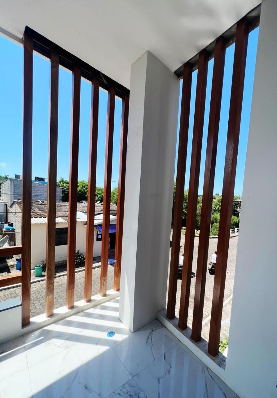 La Casa De Moni Apartment Puerto Baquerizo Moreno Exterior photo